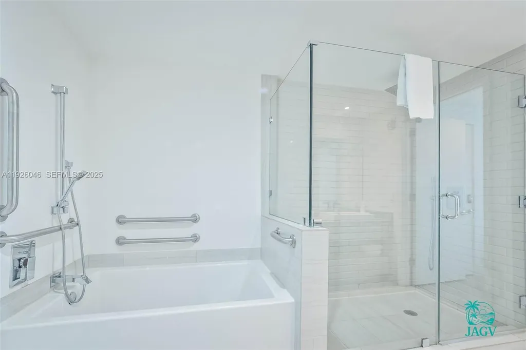 4010 S Ocean Drive Hollywood FL 33019