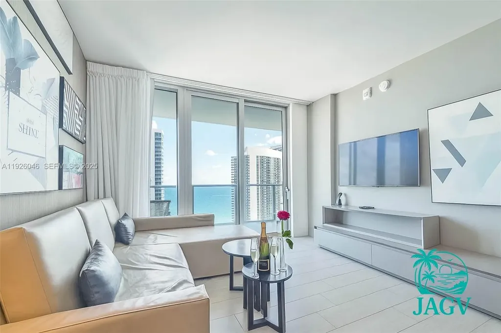 4010 S Ocean Drive Hollywood FL 33019
