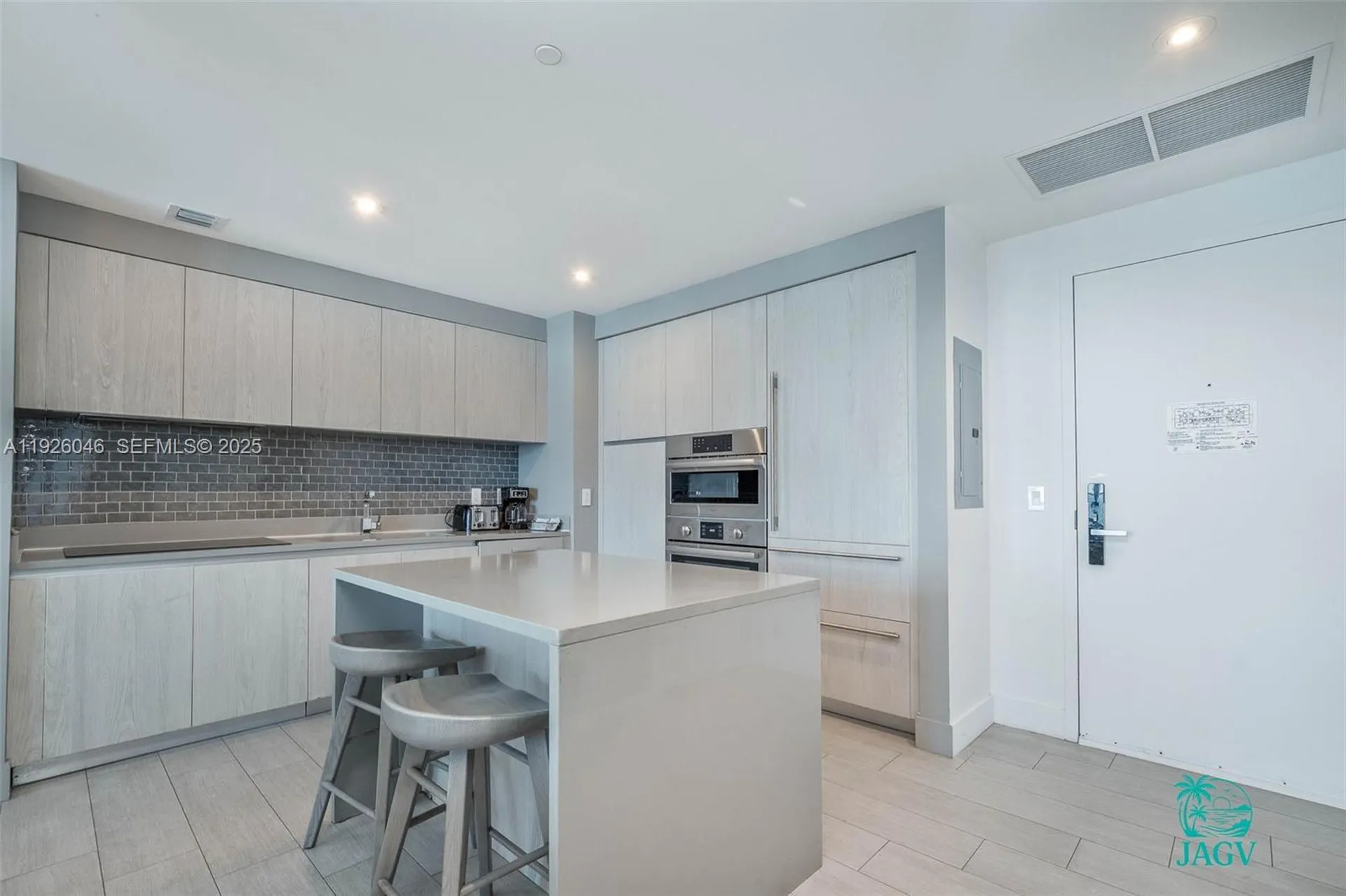 4010 S Ocean Drive Hollywood FL 33019