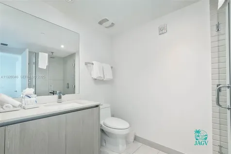 4010 S Ocean Drive Hollywood FL 33019