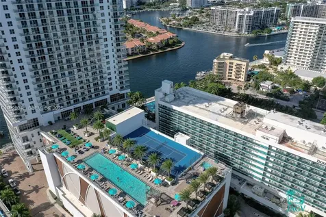 4010 S Ocean Drive Hollywood FL 33019