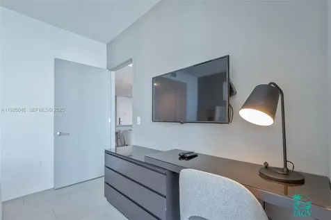 4010 S Ocean Drive Hollywood FL 33019