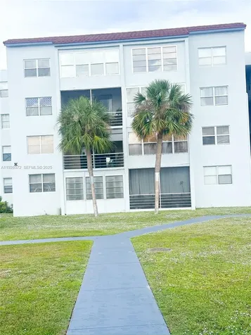2860 Somerset Drive Lauderdale Lakes FL 33311