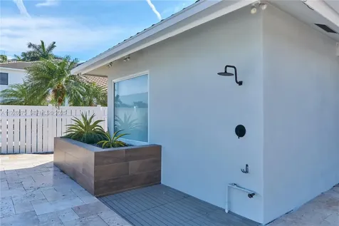 1601 SE 11th Street Fort Lauderdale FL 33316