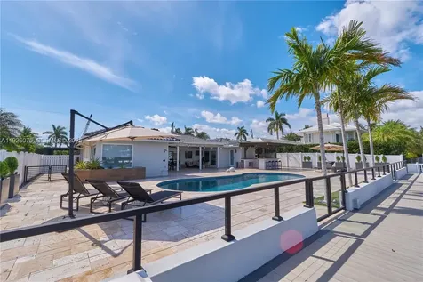 1601 SE 11th Street Fort Lauderdale FL 33316