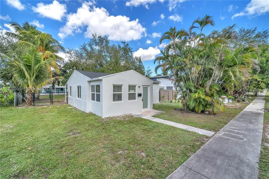 2431 Coolidge Street Hollywood FL 33020
