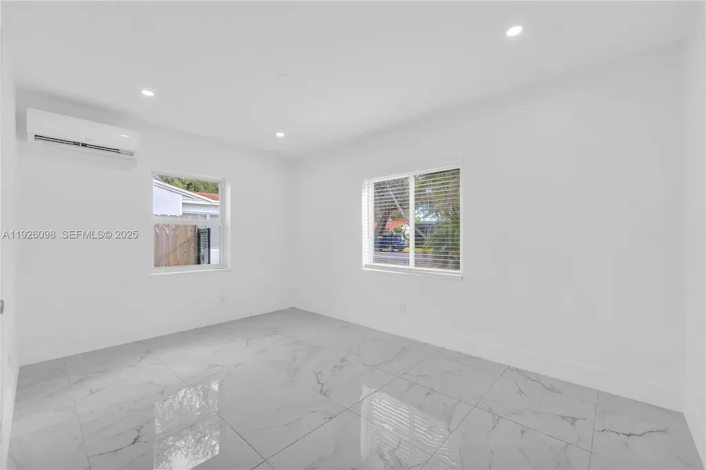 2431 Coolidge Street Hollywood FL 33020