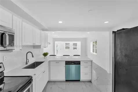 2431 Coolidge Street Hollywood FL 33020