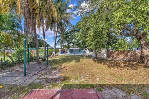 2431 Coolidge Street Hollywood FL 33020