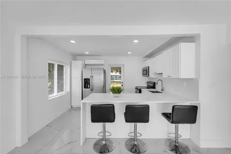 2431 Coolidge Street Hollywood FL 33020