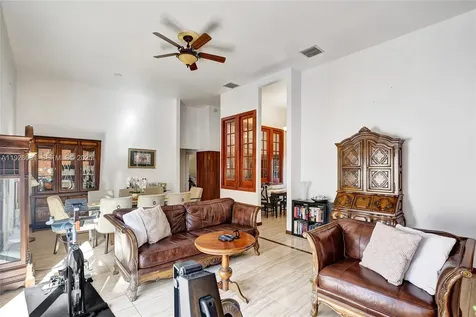 531 Leslie Drive Hallandale Beach FL 33009
