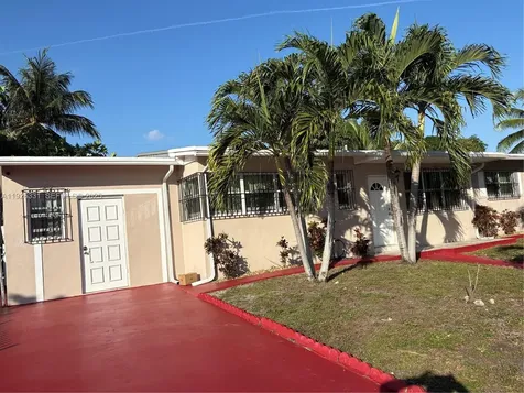 325 NW 193rd Terrace Miami Gardens FL 33169