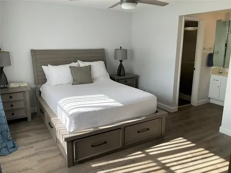 9201 Sunrise Lakes Boulevard Sunrise FL 33322