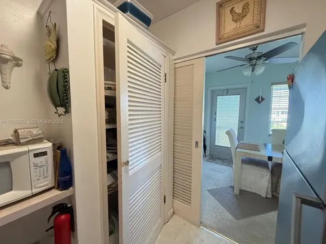 90 Easthampton D West Palm Beach FL 33417