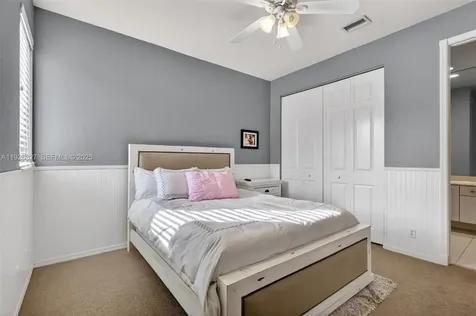 120 Villa Nueva Place Palm Beach Gardens FL 33418