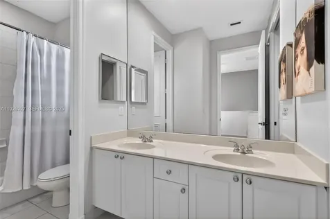 120 Villa Nueva Place Palm Beach Gardens FL 33418