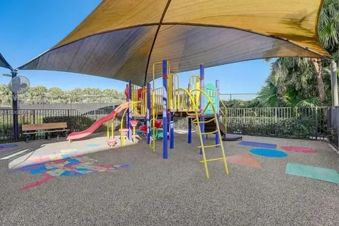 120 Villa Nueva Place Palm Beach Gardens FL 33418