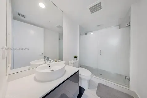 31 SE 6th Street Miami FL 33131