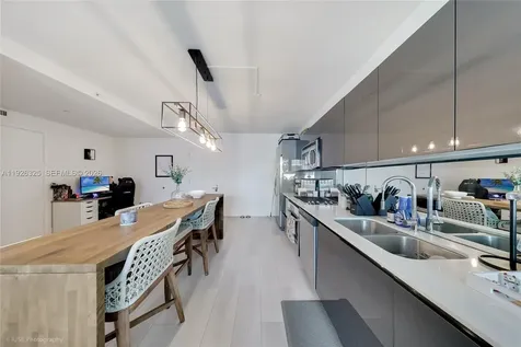 31 SE 6th Street Miami FL 33131