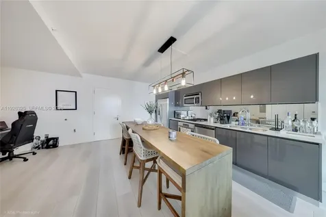 31 SE 6th Street Miami FL 33131