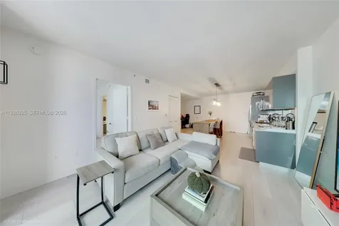 31 SE 6th Street Miami FL 33131
