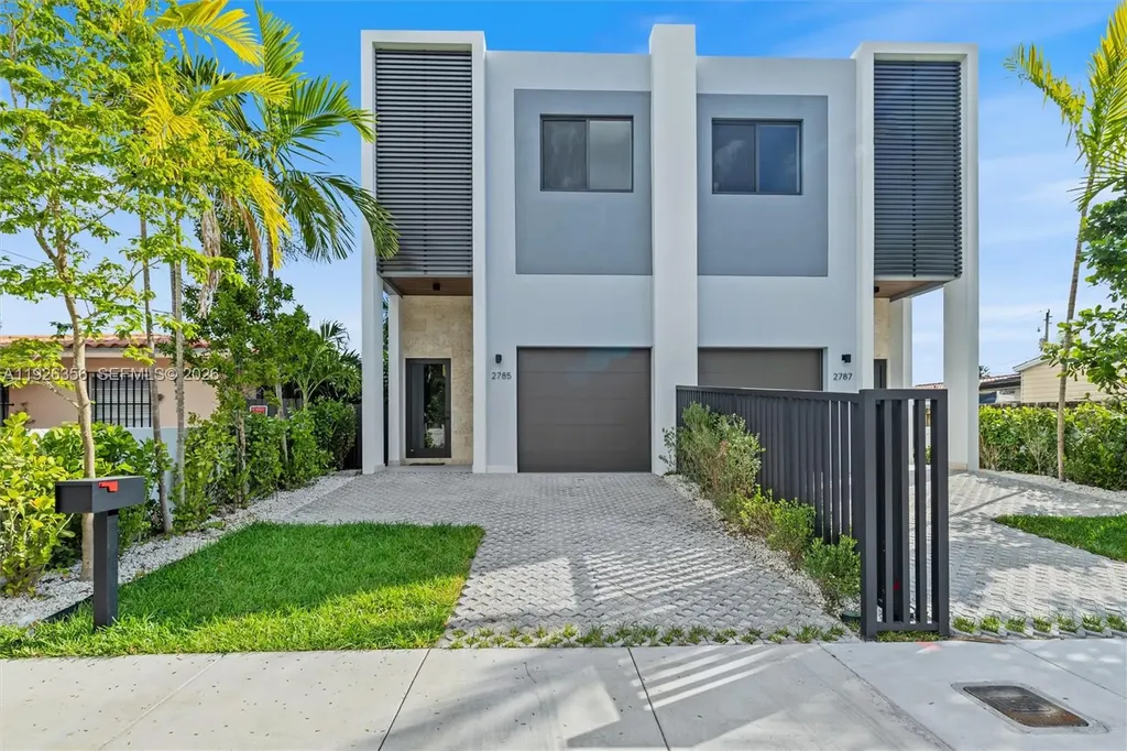 2785 SW 34th Avenue Miami FL 33133