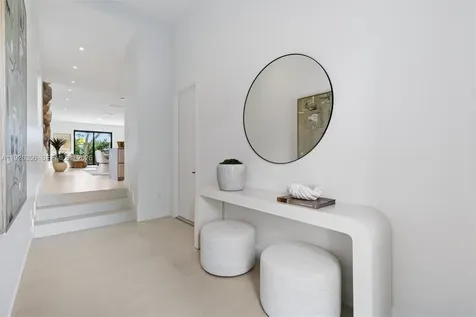 2785 SW 34th Avenue Miami FL 33133