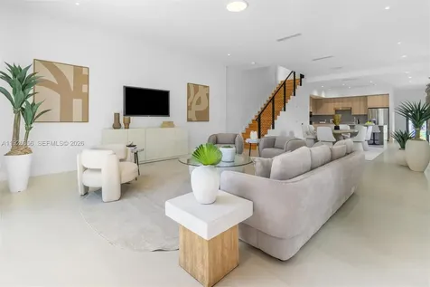 2785 SW 34th Avenue Miami FL 33133