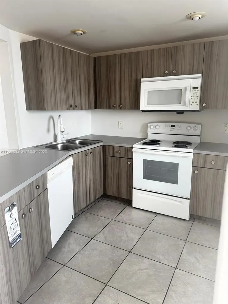 1770 NE 191st Street Miami FL 33179