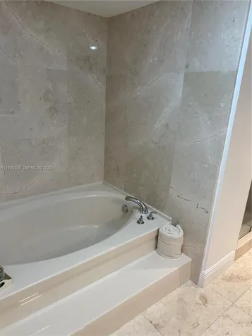 251 Crandon Boulevard Key Biscayne FL 33149