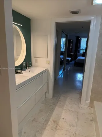 251 Crandon Boulevard Key Biscayne FL 33149