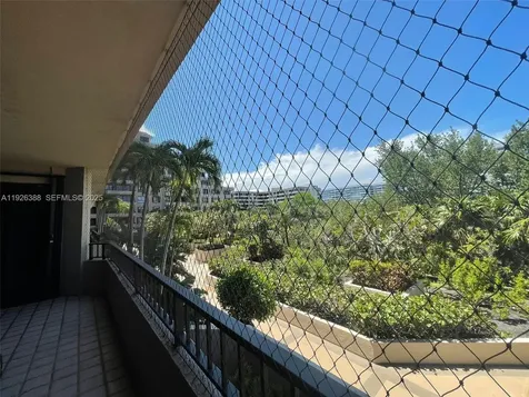 251 Crandon Boulevard Key Biscayne FL 33149