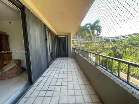251 Crandon Boulevard Key Biscayne FL 33149