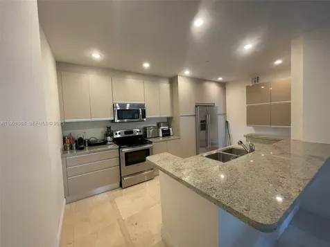 251 Crandon Boulevard Key Biscayne FL 33149