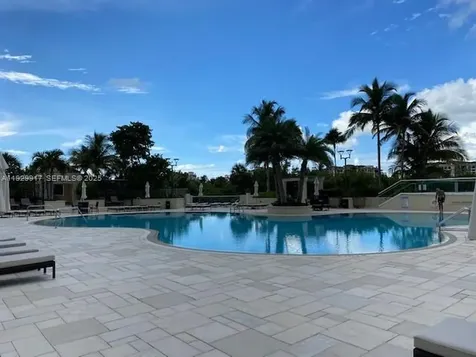 400 S Pointe Drive Miami Beach FL 33139