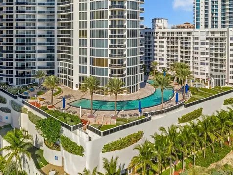17201 Collins Avenue Sunny Isles Beach FL 33160