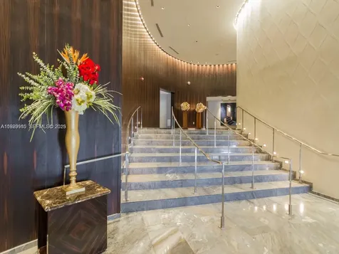 17201 Collins Avenue Sunny Isles Beach FL 33160