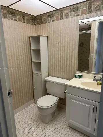 25 Saxony A Delray Beach FL 33446