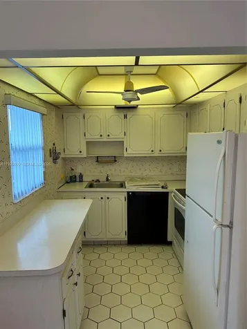 25 Saxony A Delray Beach FL 33446
