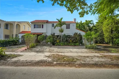 512 SW 21st Avenue Miami FL 33135