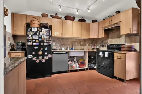 512 SW 21st Avenue Miami FL 33135