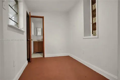 512 SW 21st Avenue Miami FL 33135