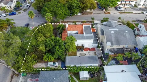 512 SW 21st Avenue Miami FL 33135
