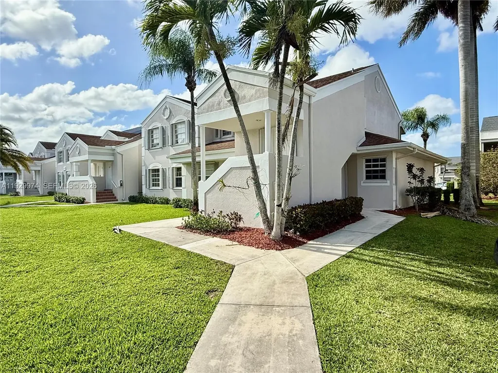 2221 SE 27th Drive Homestead FL 33035