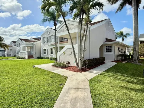 2221 SE 27th Drive Homestead FL 33035