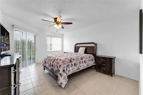 2221 SE 27th Drive Homestead FL 33035