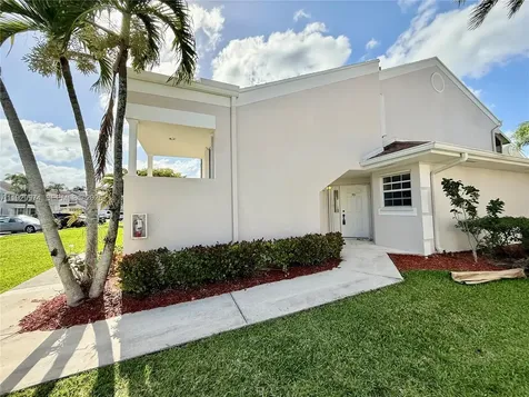 2221 SE 27th Drive Homestead FL 33035
