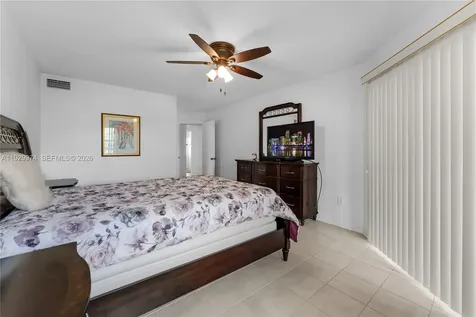2221 SE 27th Drive Homestead FL 33035