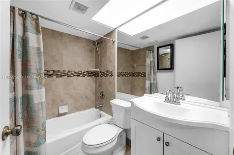 2221 SE 27th Drive Homestead FL 33035