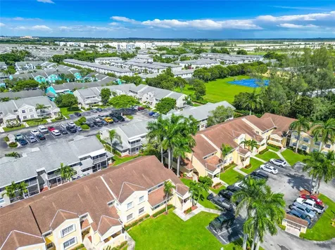 2221 SE 27th Drive Homestead FL 33035